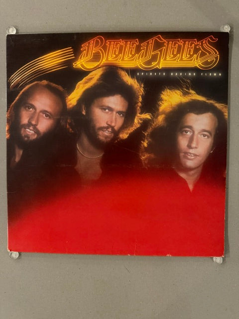 Bee Gees – Spirits Having Flown